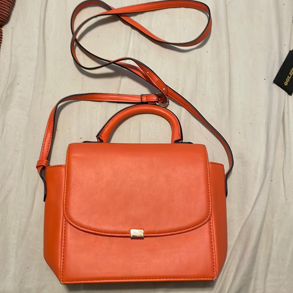 Crossbody bag